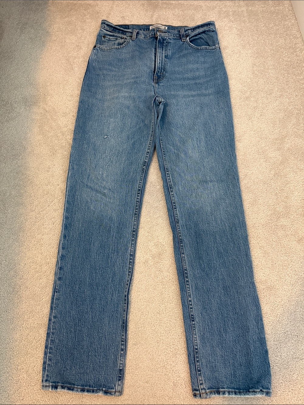 Ambercrombie & Fitch 10/30 90’s straight intro high rise jeans 👖